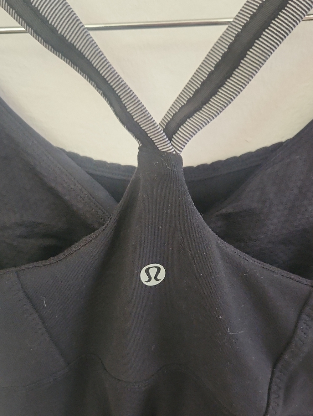 Lululemon Cross My Heart Tank Black Activewear Size 8 - Picture 5 of 6